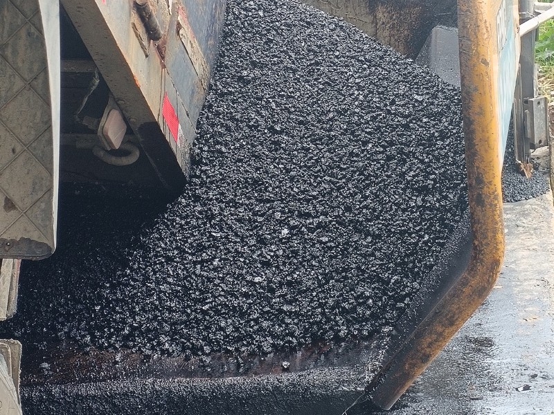 四好農(nóng)村公路漕河鎮(zhèn)糧所路瀝青攤鋪項目